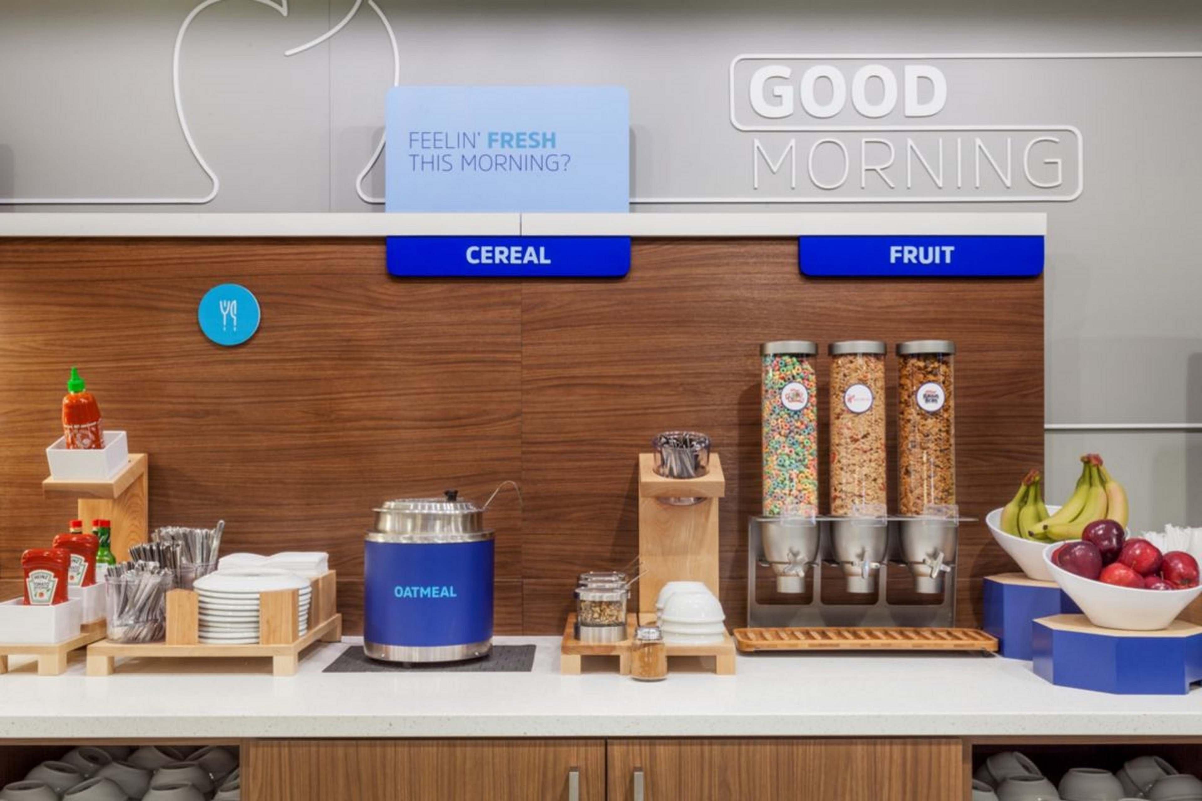 Holiday Inn Express & Suites Brady By Ihg Екстер'єр фото