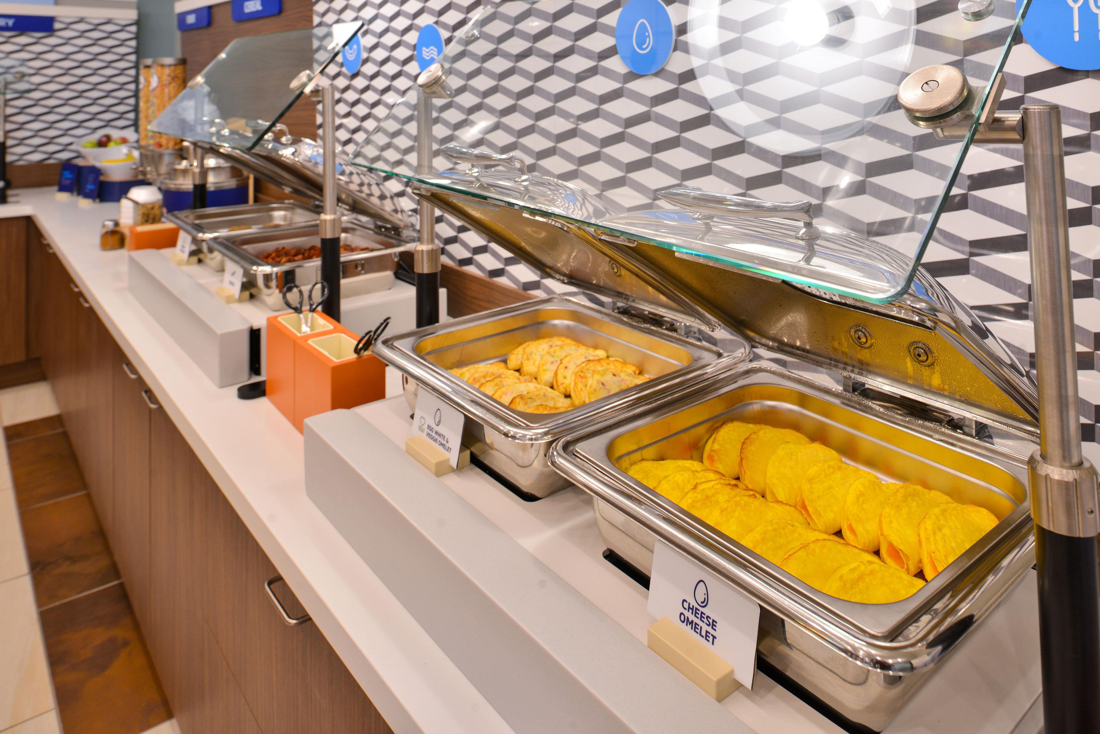 Holiday Inn Express & Suites Brady By Ihg Екстер'єр фото