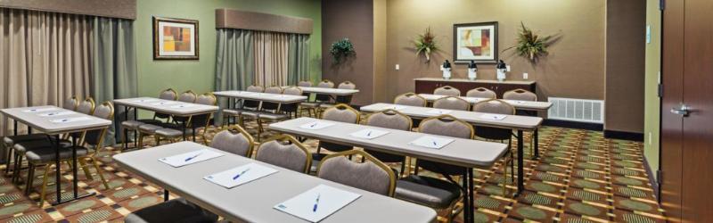 Holiday Inn Express & Suites Brady By Ihg Екстер'єр фото