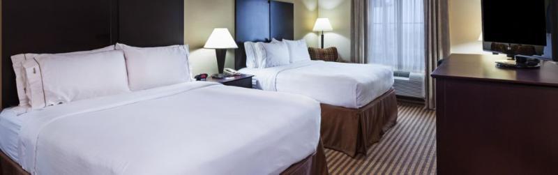 Holiday Inn Express & Suites Brady By Ihg Екстер'єр фото
